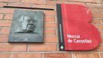 Una placa commemorativa al Mercat de Canyelles per recordar el pas de Machado per Barcelona