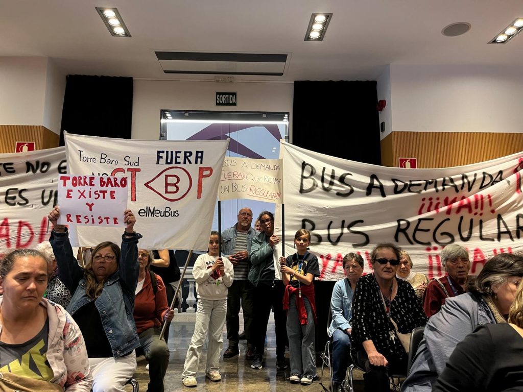 Torre Baró sud reclama un transport públic digne i regular